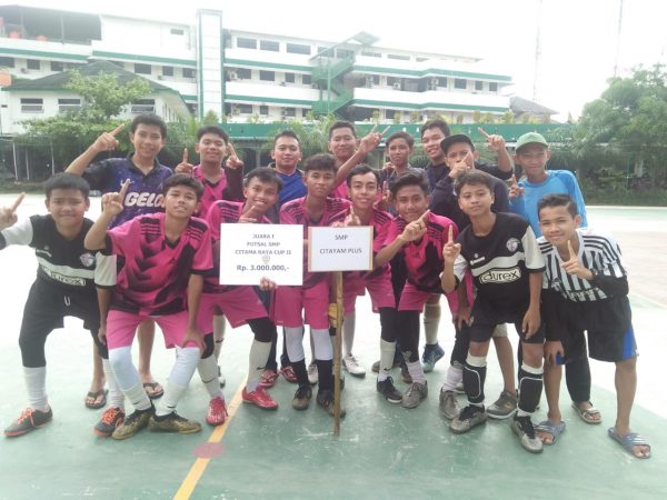 Juara Futsal Ke 1 Tingkat SMP Se Tajur halang